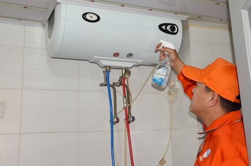 電熱水器內(nèi)膽清洗